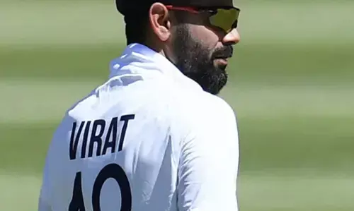 Ind vs SA: Kohli brutally trolled for chewing gum during national Anthem Ind vs SA: Kohli brutally trolled for chewing gum during national Anthem